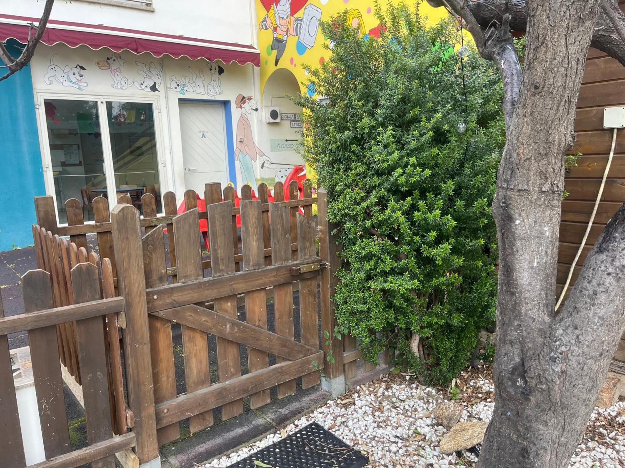 La Piccola Scuola Villa Olbia Luaran gambar